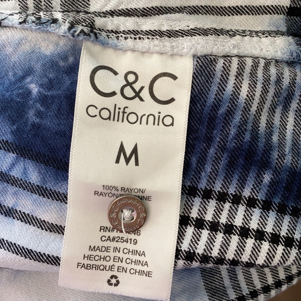 C&C California blue tie dye plaid flannel - Picture 6 of 6